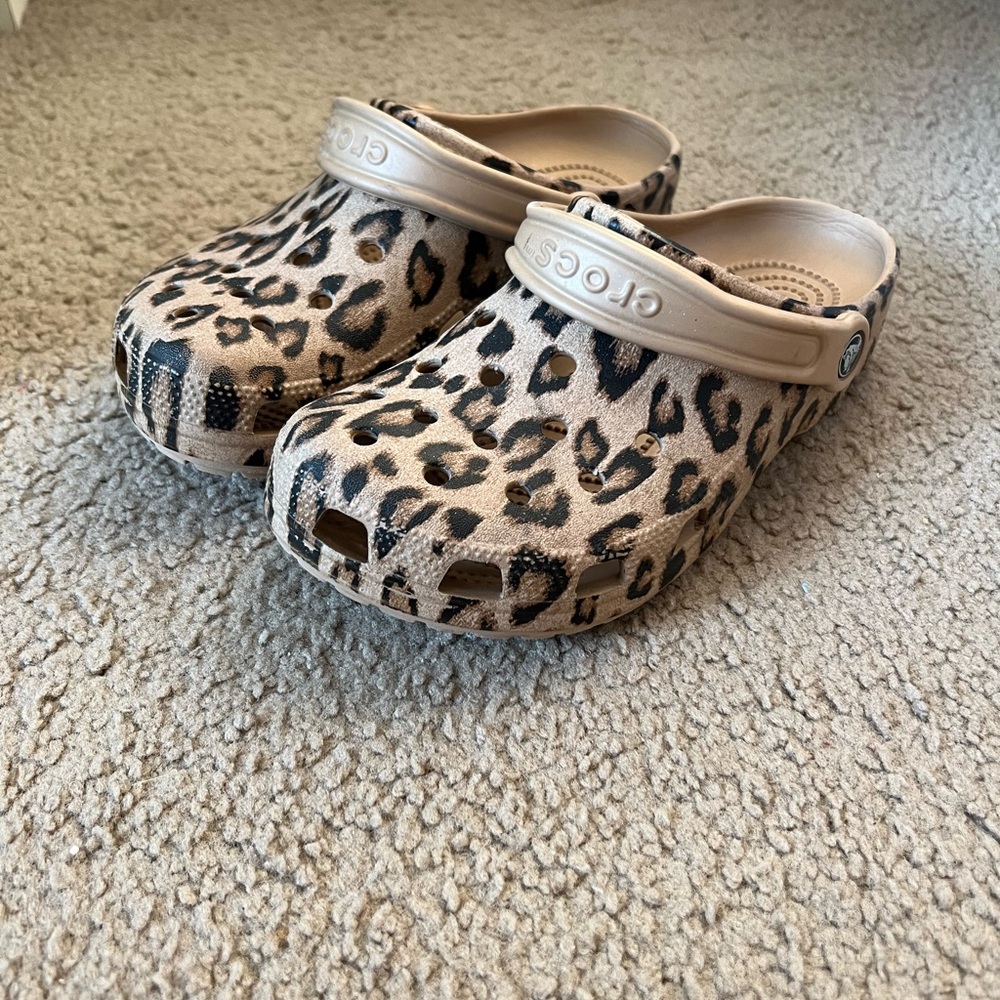 Crocs